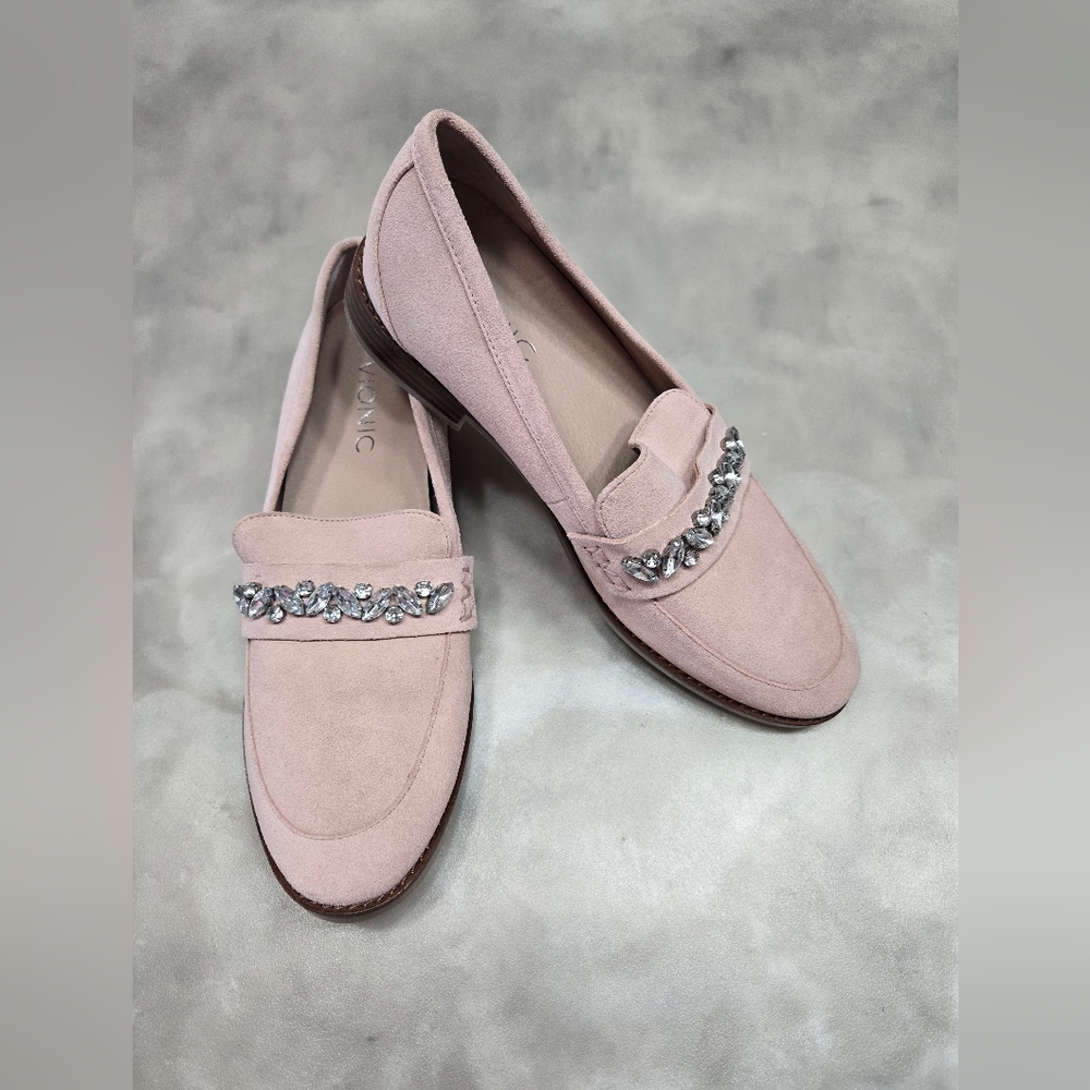 Vionic Light Pink Suede Avvy Loafers Size 7.5